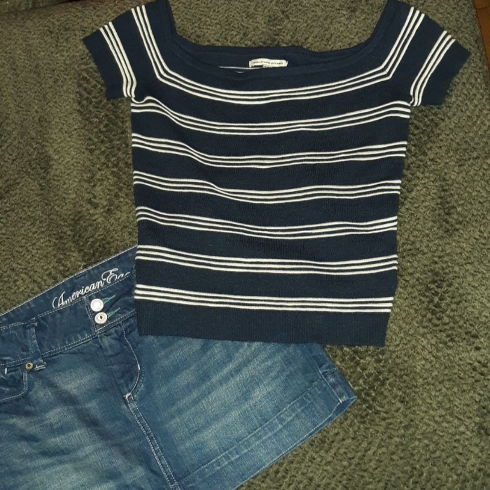 American Eagle striped crop top!!! Size medium